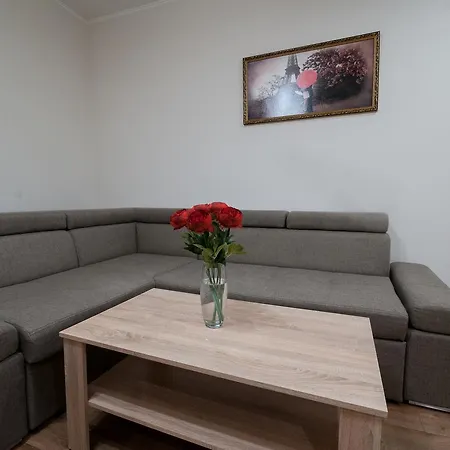 Wonderful Flat On City Center Uzhhorod Exterior photo