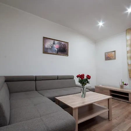 Wonderful Flat On City Center Uzhhorod Exterior photo