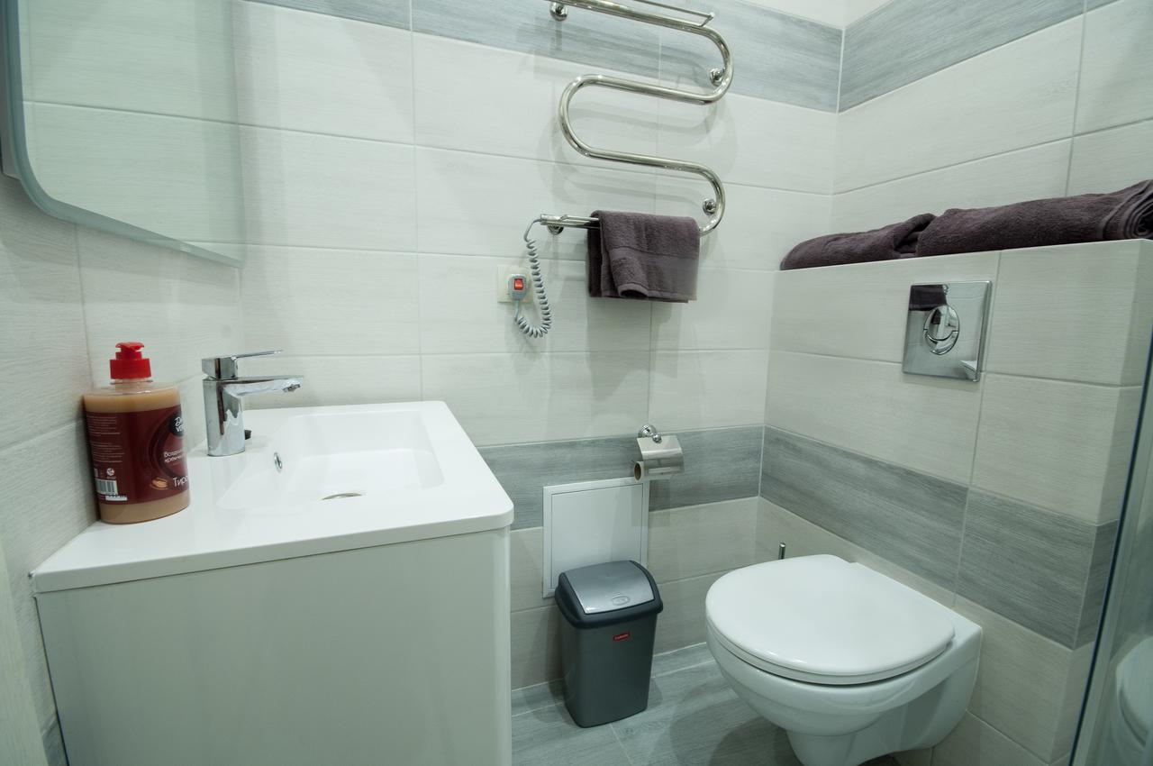 Wonderful Flat On Center *
